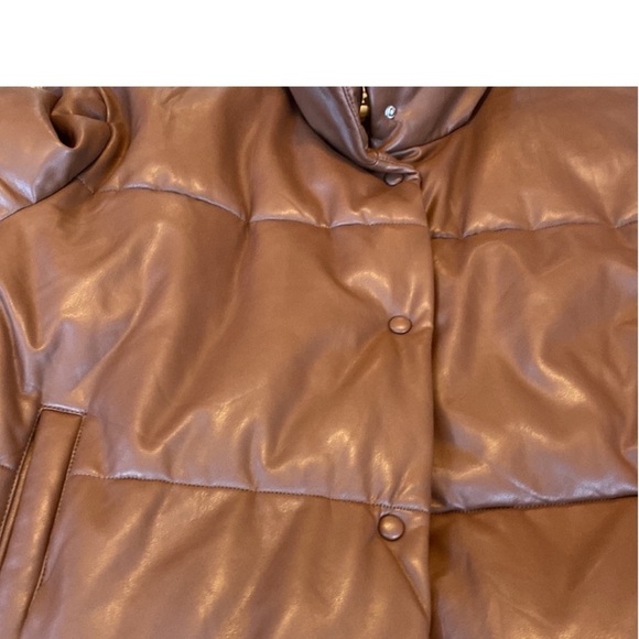 Avec les Files Faux Leather Puffer Saddle NWOT - Picture 6 of 7